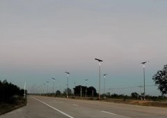 印尼太陽能路燈工程案例_ led路燈價格